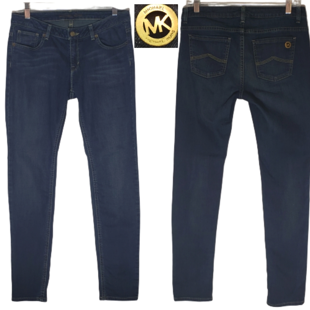 Michael Kors Jeans
Dark Wash size 4 stretch denim